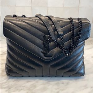 SAINT LAURENT LOULOU MEDIUM IN BLACK